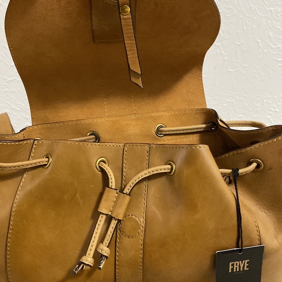 Frye Ilana Harness Backpack Cognac NWT - Picture 8 of 14